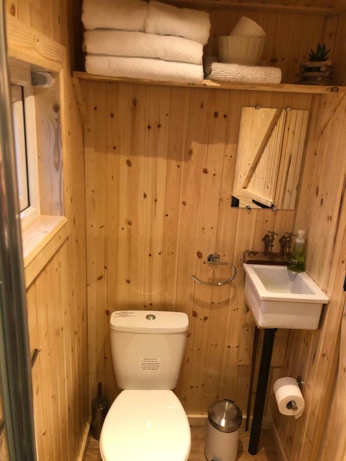 Hotel Clydesdale Shepherds Hut Belfast Exterior foto