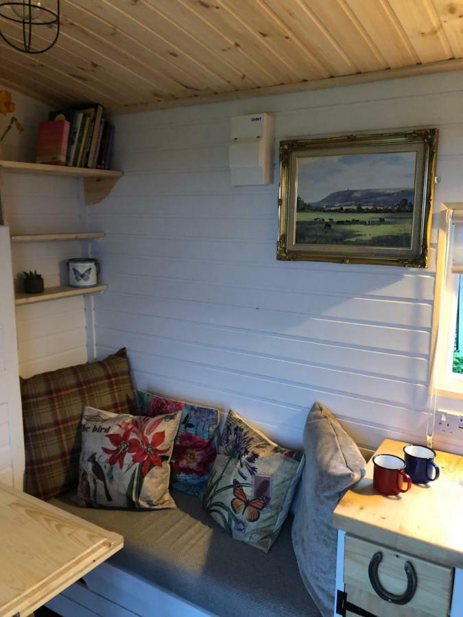 Hotel Clydesdale Shepherds Hut Belfast Exterior foto
